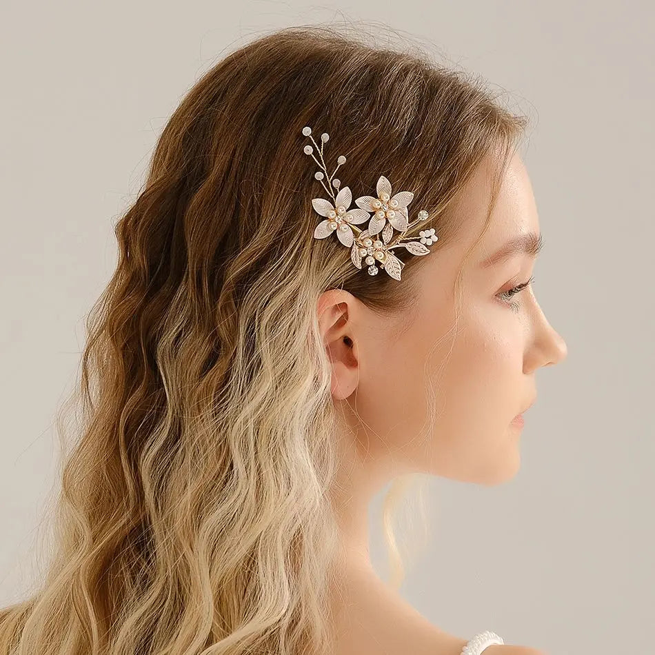 Pearl Flower Hair Clip