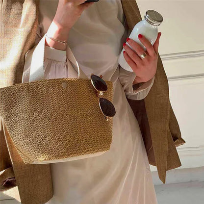 Elegant Straw Beach Bag