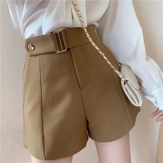 Short Elegant Ladietrousers