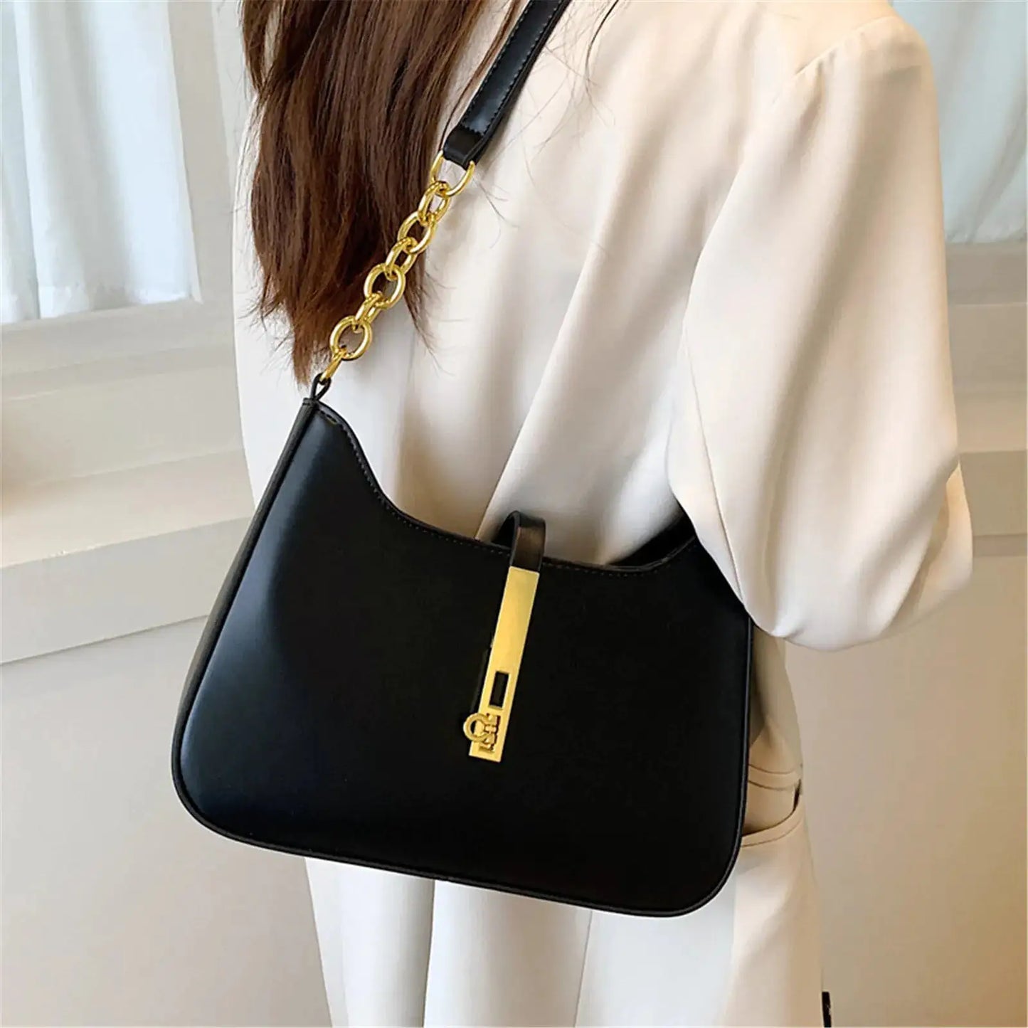 Elegant Shoulder Bag